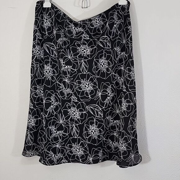 Hillard & Hanson floral print sheer fully lined career wear skirt NWT sz XL - Picture 5 of 7